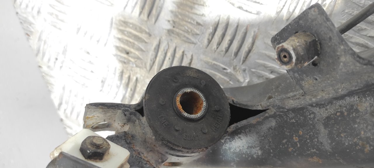 MANGUETA TRASERA IZQUIERDA VOLKSWAGEN T4 TRANSPORTER/FURGONETA (MOD. 1991) - vista 5