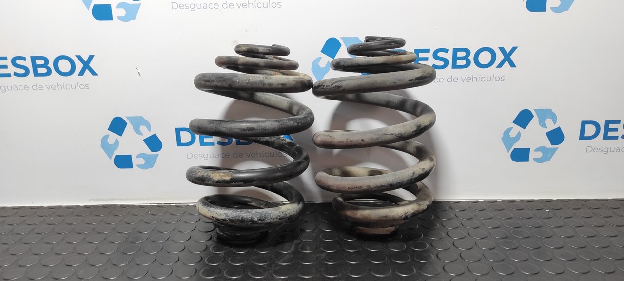 JUEGO MUELLES TRASEROS VOLKSWAGEN T4 TRANSPORTER/FURGONETA (MOD. 1991)