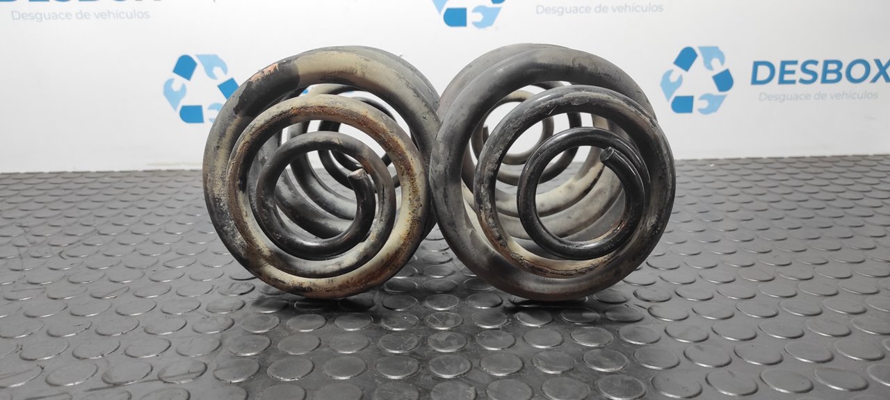 JUEGO MUELLES TRASEROS VOLKSWAGEN T4 TRANSPORTER/FURGONETA (MOD. 1991) - vista 3