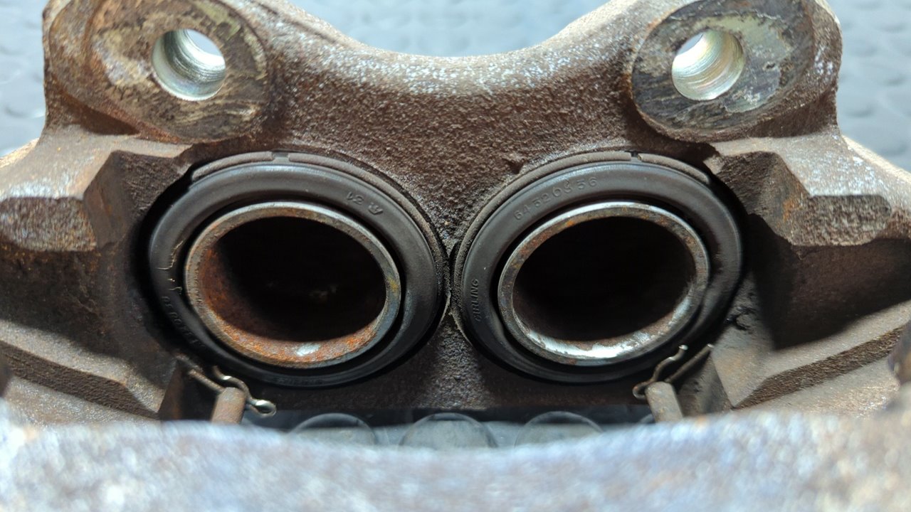 PINZA DE FRENO DELANTERA DERECHA RENAULT MASTER 2.5 - vista 6