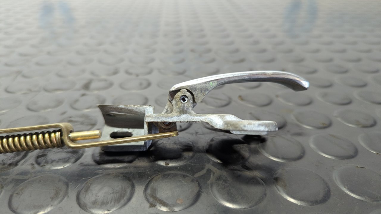 MANETA INTERIOR TRASERA IZQUIERDA MERCEDES CLASE E (W114/W115) - vista 2