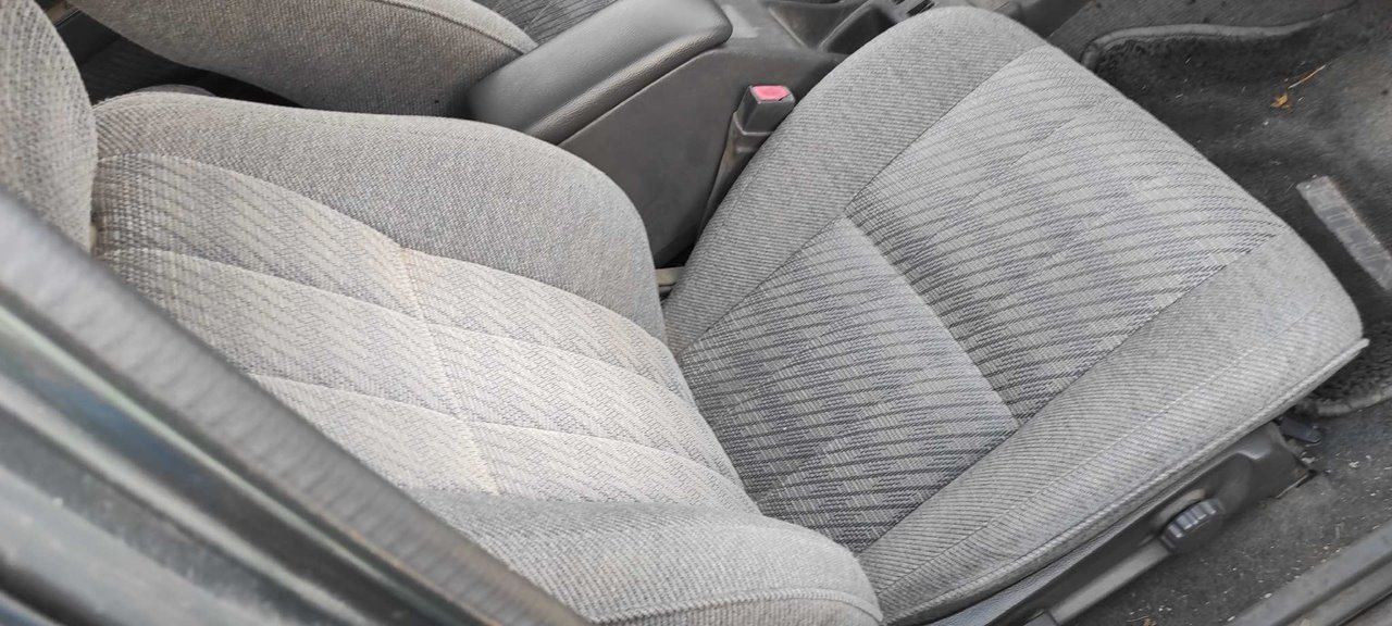 JUEGO ASIENTOS COMPLETO TOYOTA HILUX (KUN) - vista 3