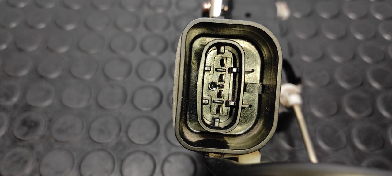 CERRADURA PUERTA DELANTERA IZQUIERDA TOYOTA LAND CRUISER (J9) - vista 4