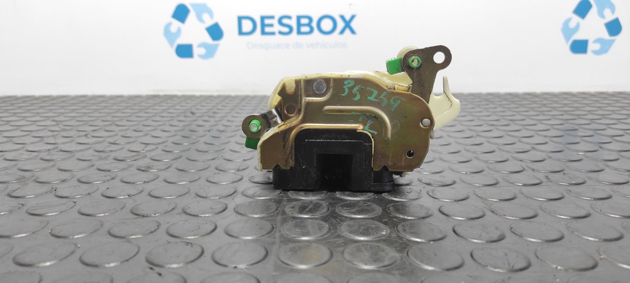 CERRADURA PUERTA DELANTERA IZQUIERDA NISSAN CABSTAR - vista 2