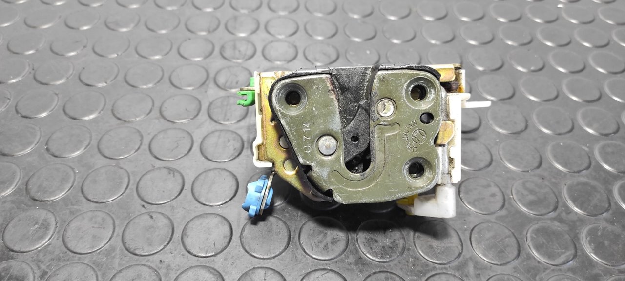 CERRADURA PUERTA DELANTERA IZQUIERDA NISSAN CABSTAR - vista 3