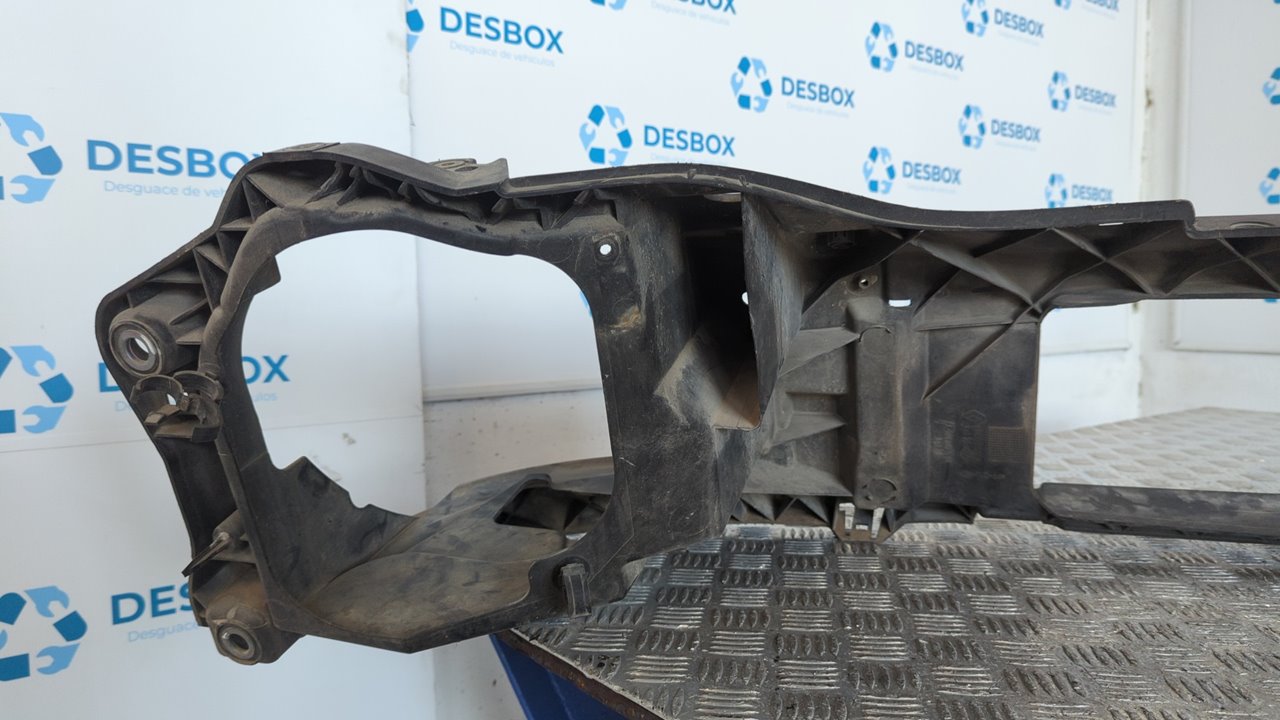 PANEL FRONTAL NISSAN INTERSTAR MOD. 04 (X70) - vista 3