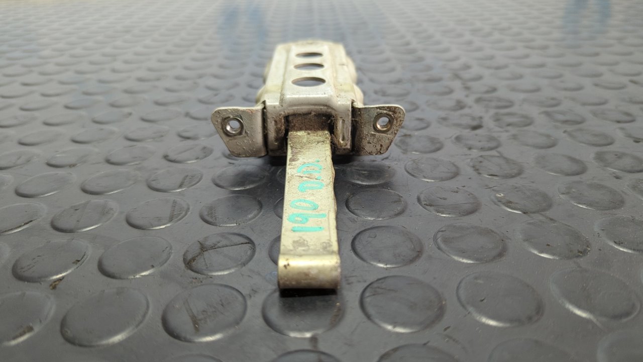 RETENEDOR PUERTA DERECHA MERCEDES CLASE C (W201) - vista 4