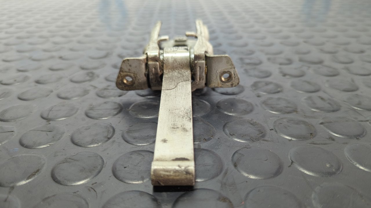 RETENEDOR PUERTA DERECHA MERCEDES CLASE C (W201) - vista 3