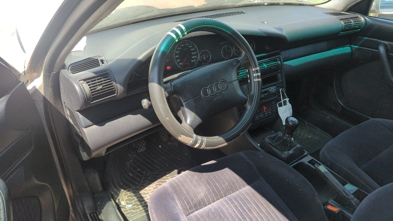 CINTURON DELANTERO DERECHO AUDI A6 BERLINA (C4) - vista 5