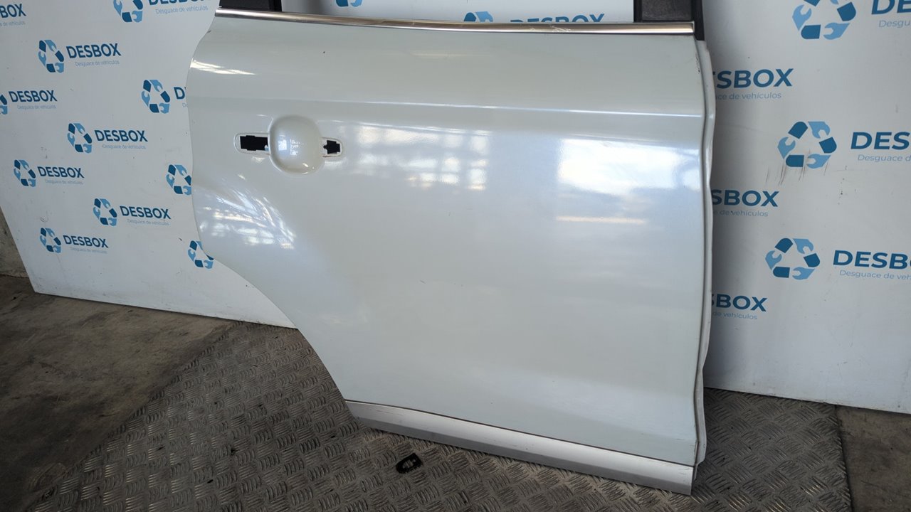 PUERTA TRASERA DERECHA FORD KUGA (CBS) - vista 3