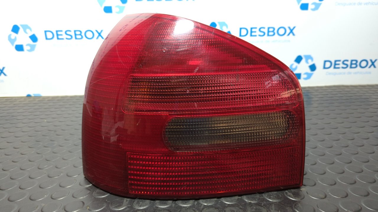 PILOTO TRASERO IZQUIERDO AUDI A3 (8L)