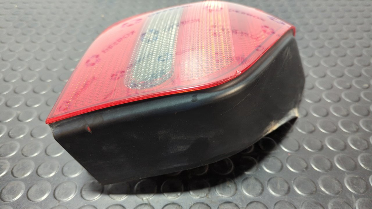 PILOTO TRASERO IZQUIERDO AUDI A3 (8L) - vista 4