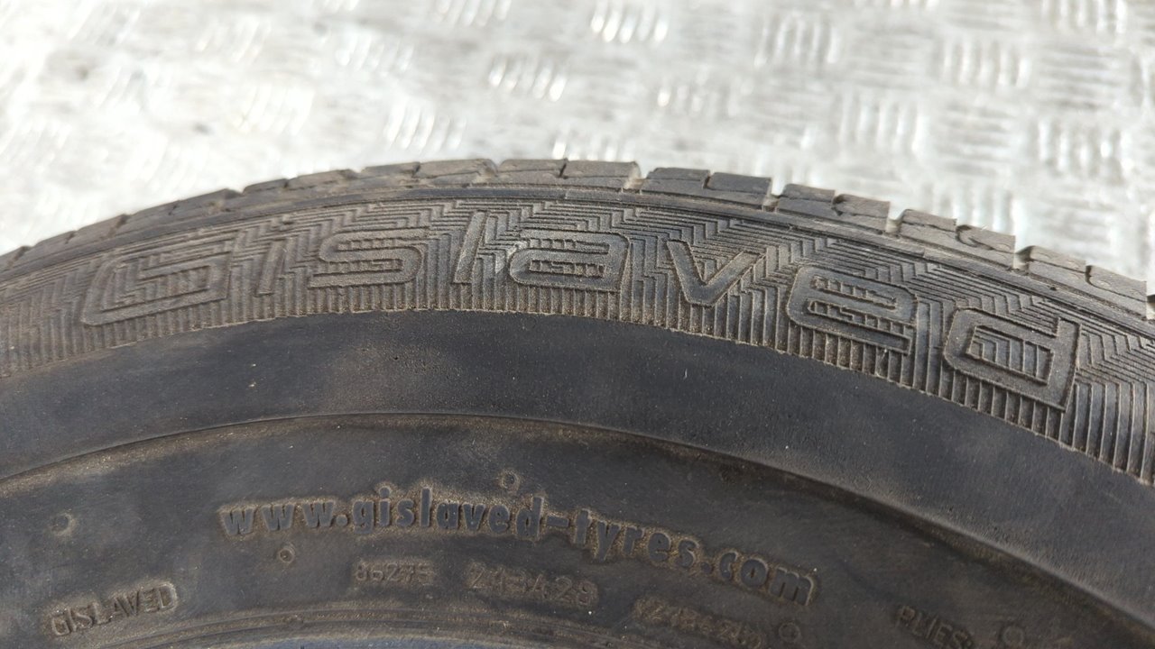 NEUMATICO - vista 11