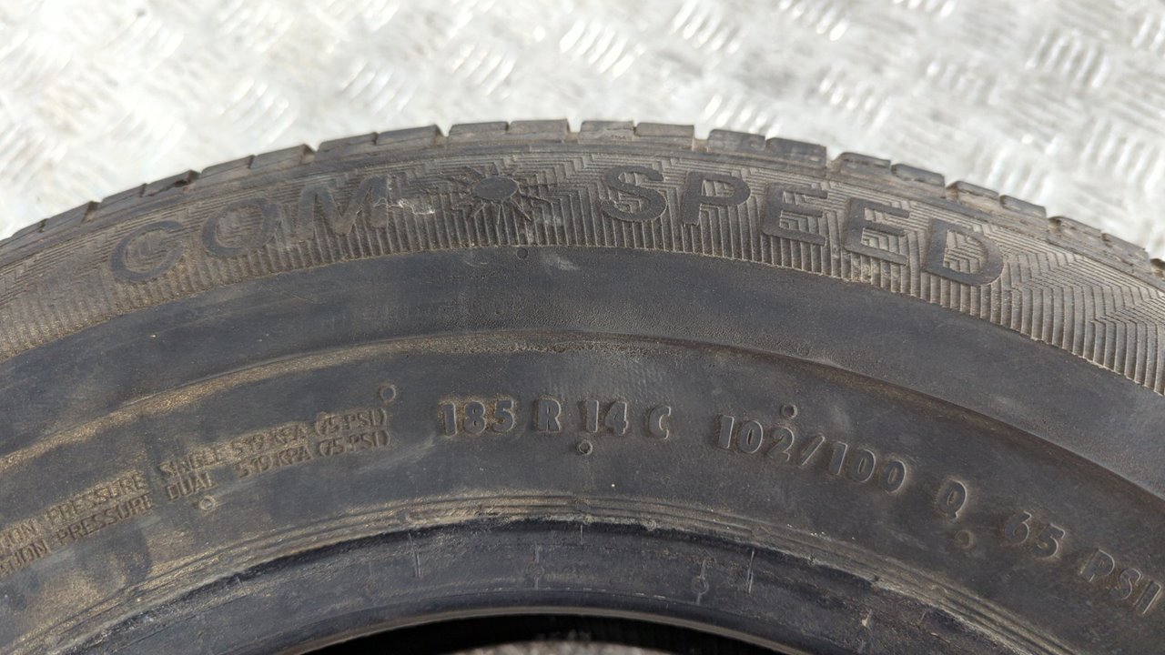 NEUMATICO - vista 10