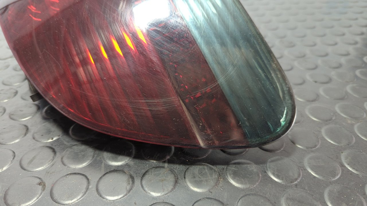 PILOTO TRASERO IZQUIERDO BMW SERIE 7 (E65/E66) - vista 8