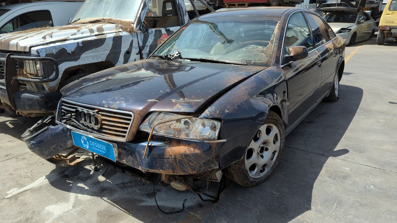 AUDI A6 BERLINA (4B2)