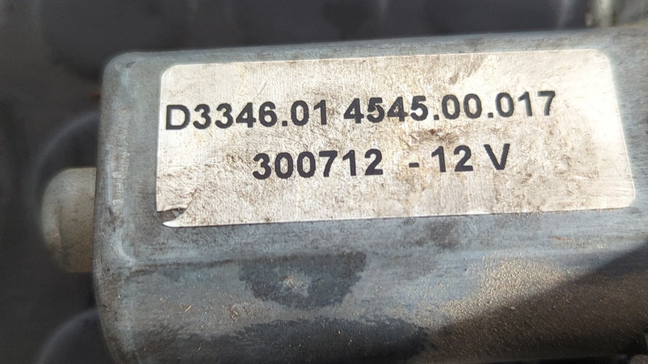 MOTOR ELEVALUNAS DELANTERO DERECHO PEUGEOT EXPERT KASTEN KOMFORT - vista 4