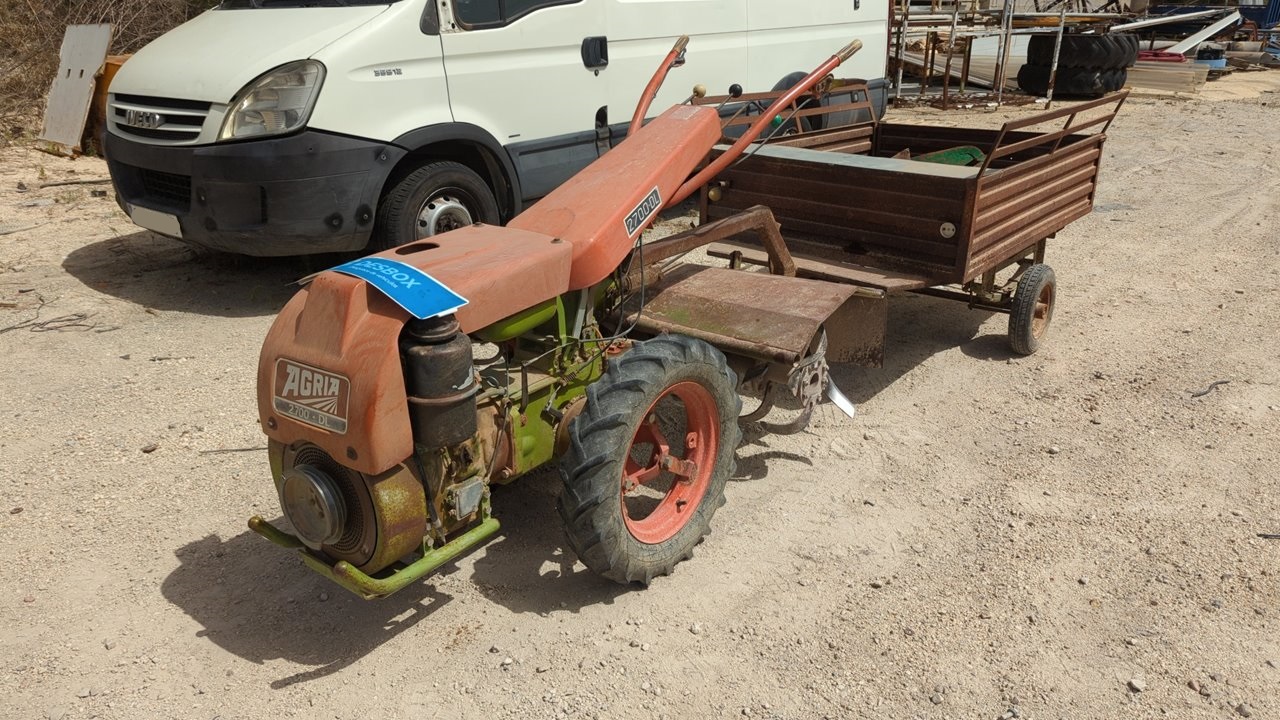 AGRIA 2700 DL