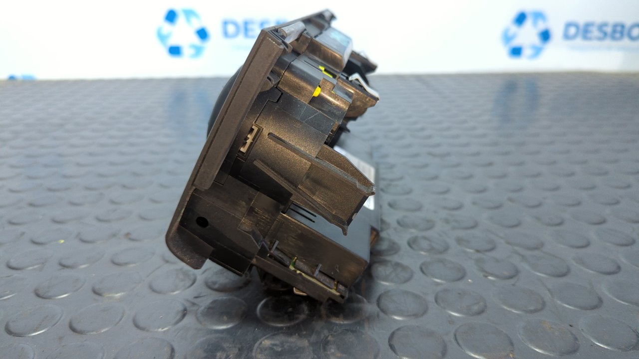 MANDO CLIMATIZADOR AUDI A3 SPORTBACK (8P) - vista 5