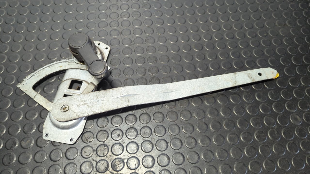 ELEVALUNAS DELANTERO DERECHO FORD TRANSIT, CAJA ABIERTA 86/92