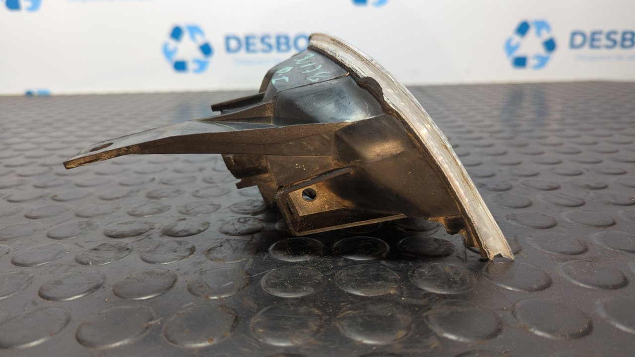 PILOTO DELANTERO IZQUIERDO BMW SERIE 5 BERLINA (E34) - vista 4