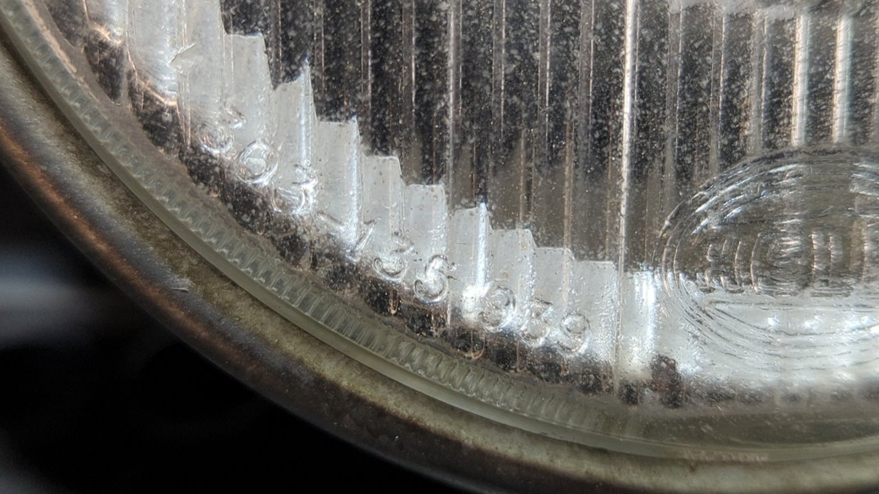 FARO DERECHO BMW SERIE 5 BERLINA (E34) - vista 8