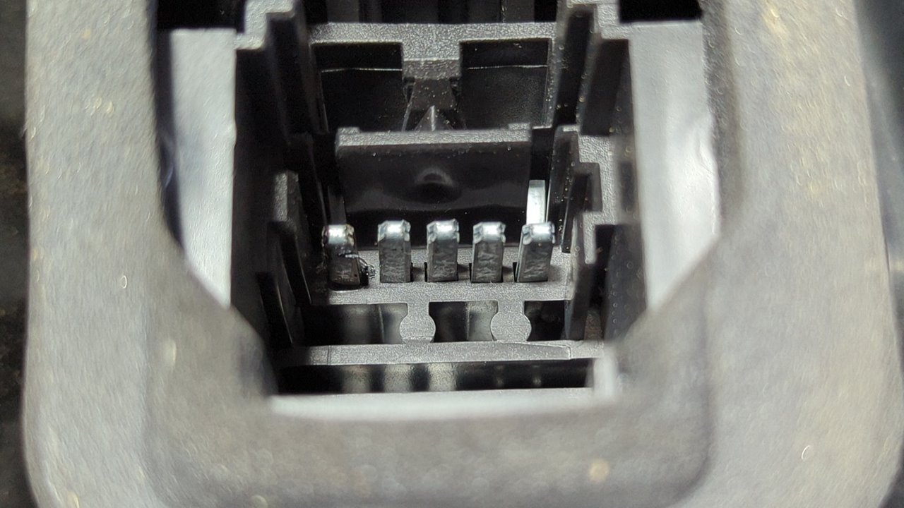 PILOTO TRASERO IZQUIERDO RENAULT ESPACE IV (JK0) - vista 7