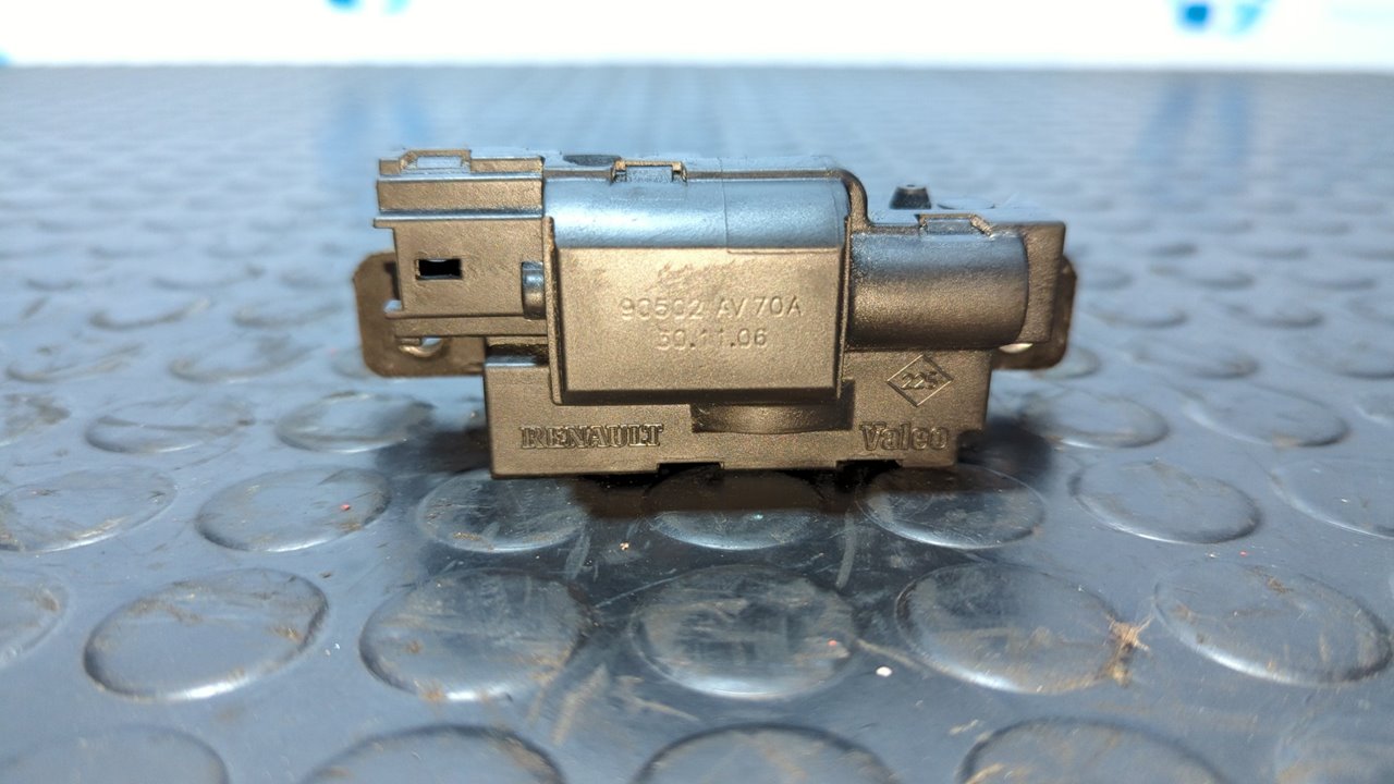 CERRADURA MALETERO / PORTON NISSAN QASHQAI (J10) - vista 5