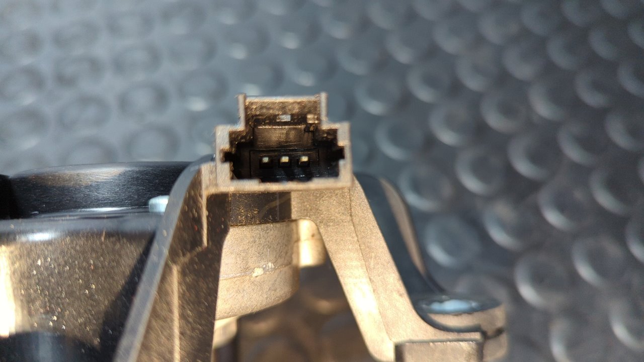 MOTOR LIMPIA TRASERO NISSAN QASHQAI (J10) - vista 2