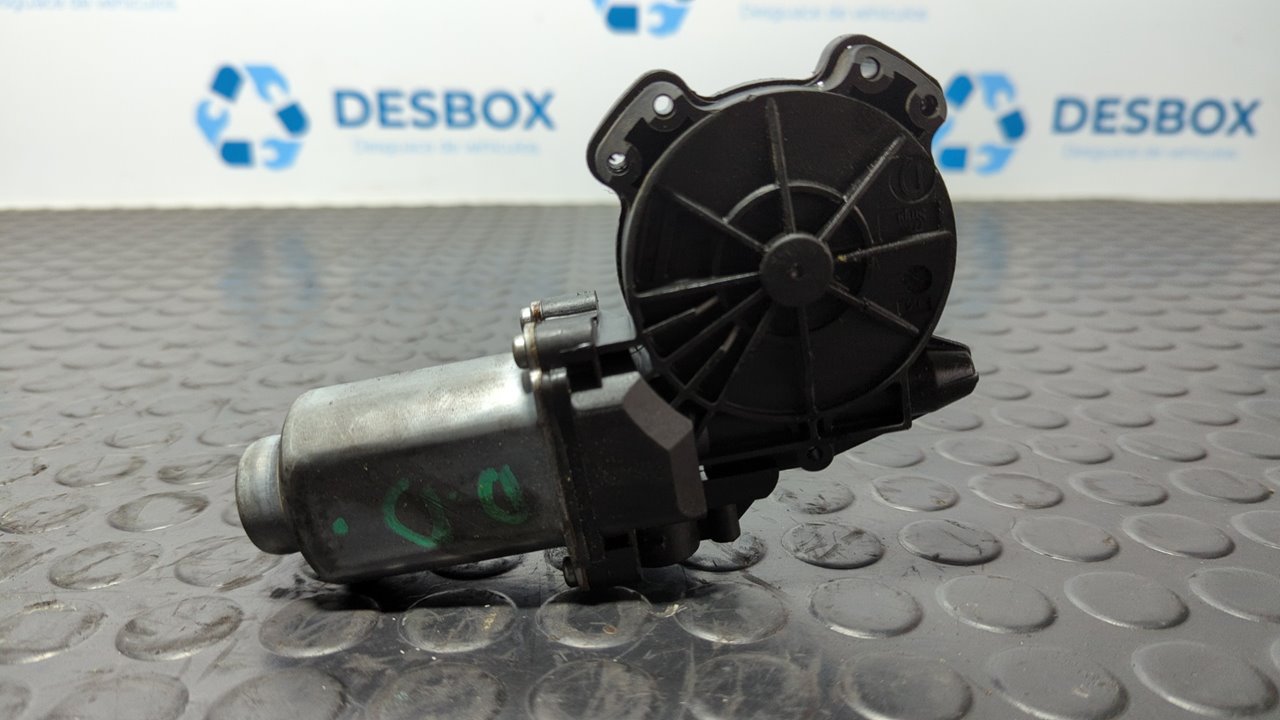 MOTOR ELEVALUNAS DELANTERO DERECHO NISSAN QASHQAI (J10) - vista 3