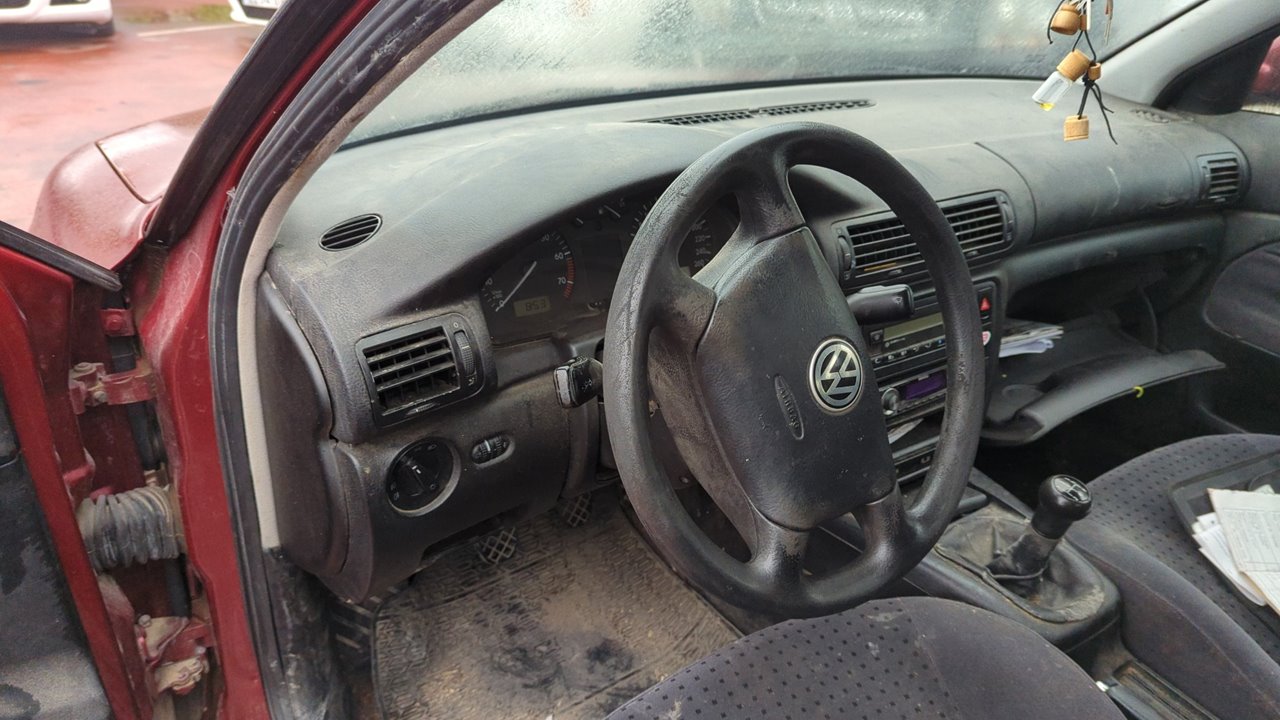 LLANTA VOLKSWAGEN PASSAT BERLINA (3B2) - vista 9