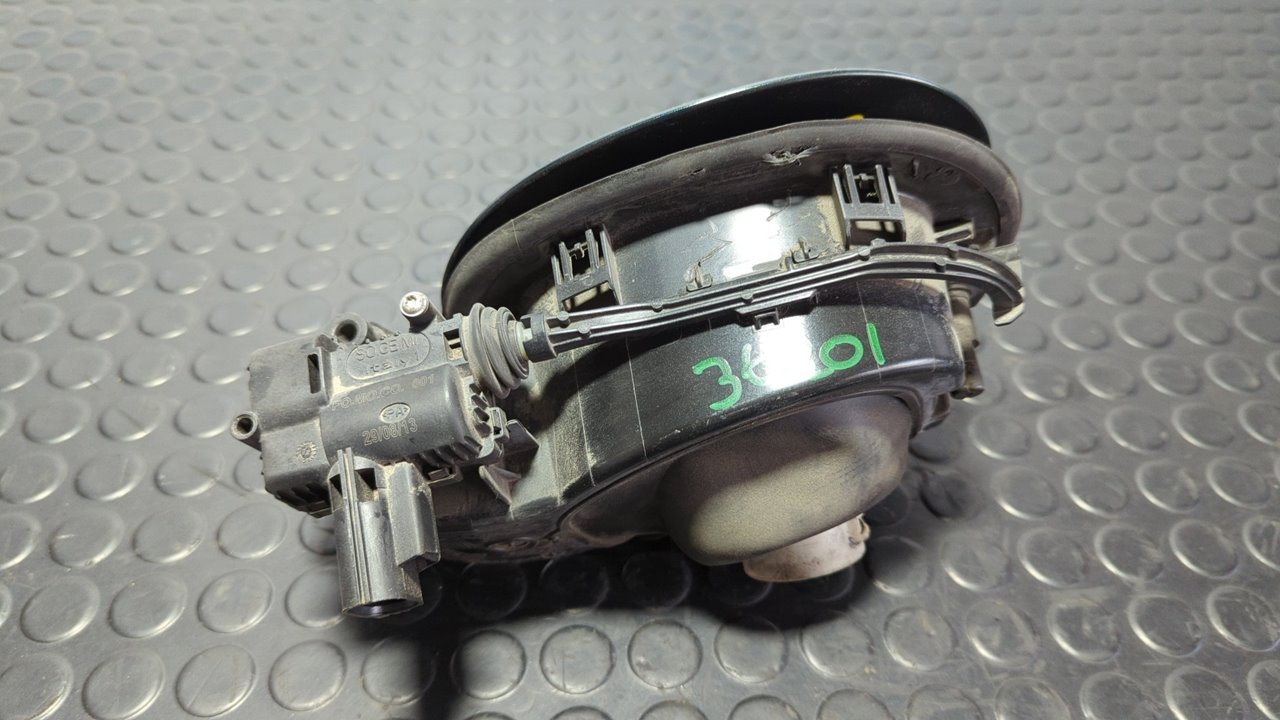 TAPA EXTERIOR COMBUSTIBLE LAND ROVER RANGE ROVER SPORT - vista 7