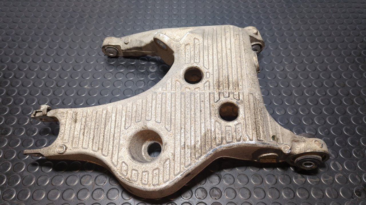 BRAZO DERECHO INFERIOR TRASERO  LAND ROVER RANGE ROVER SPORT - vista 2