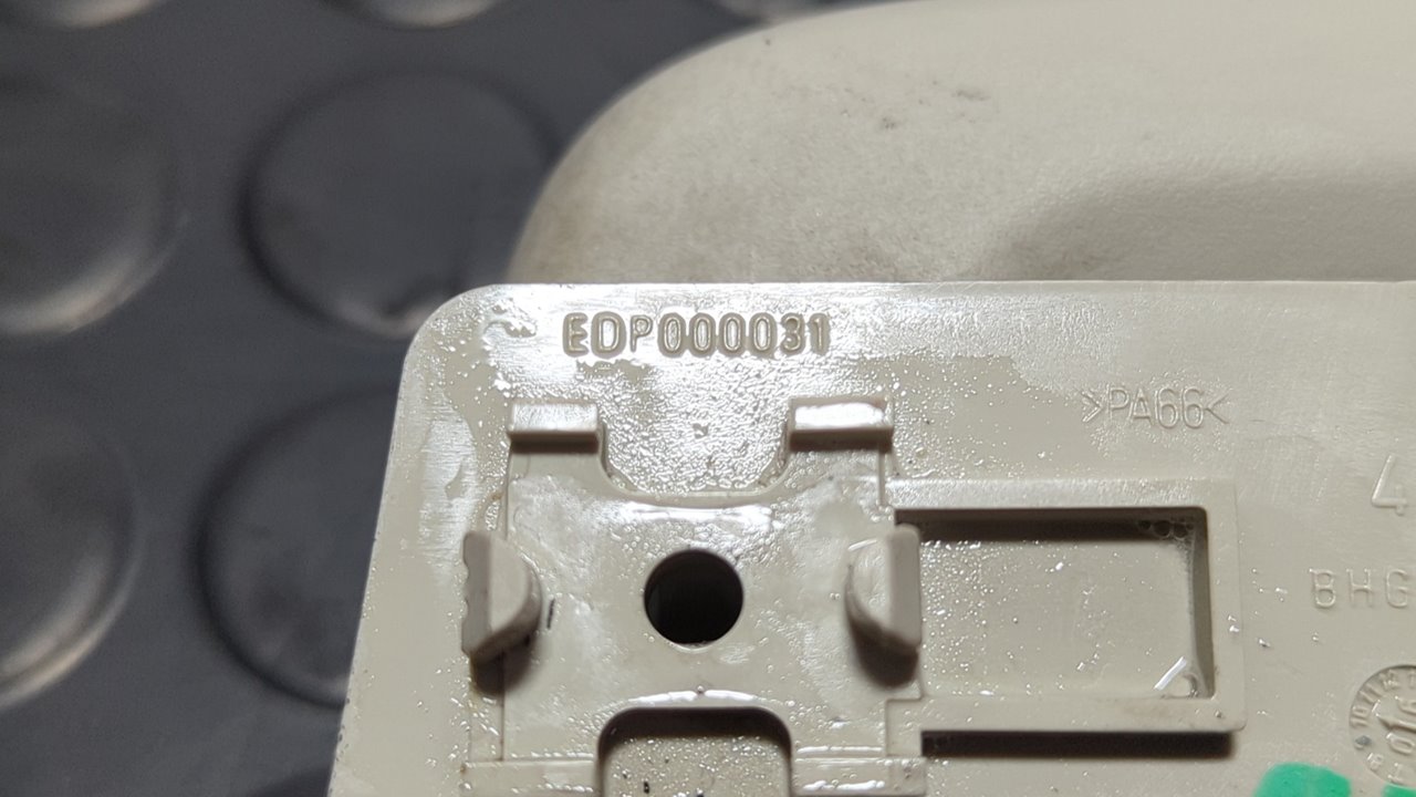 NO IDENTIFICADO LAND ROVER DISCOVERY - vista 2