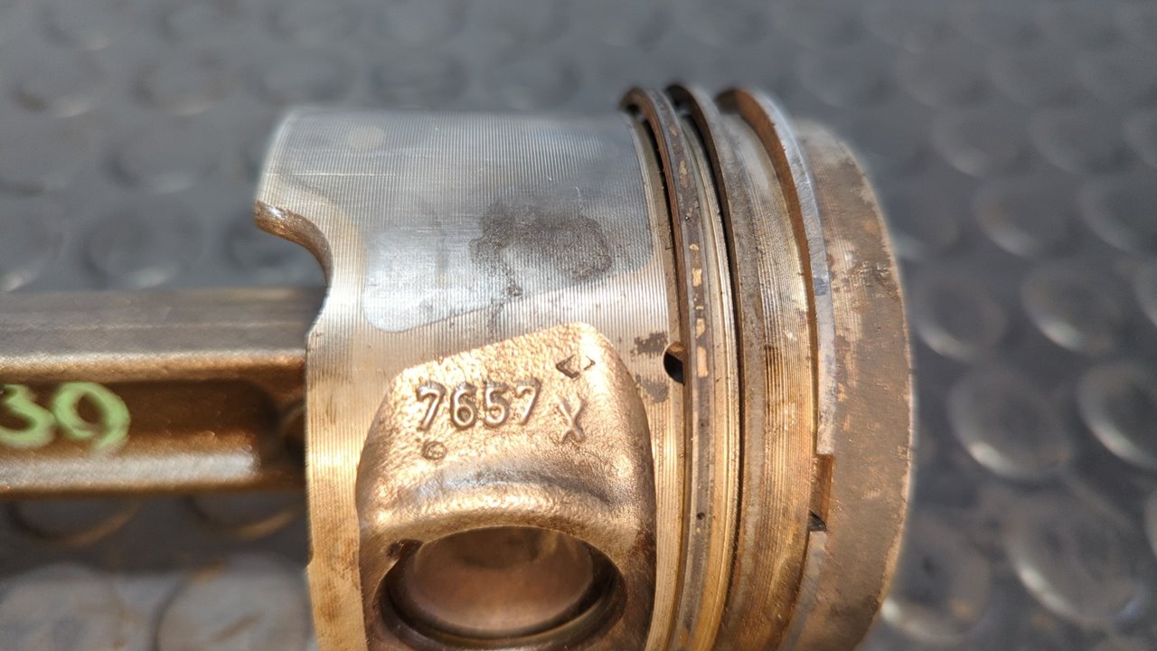 PISTON NISSAN QASHQAI (J10) - vista 3