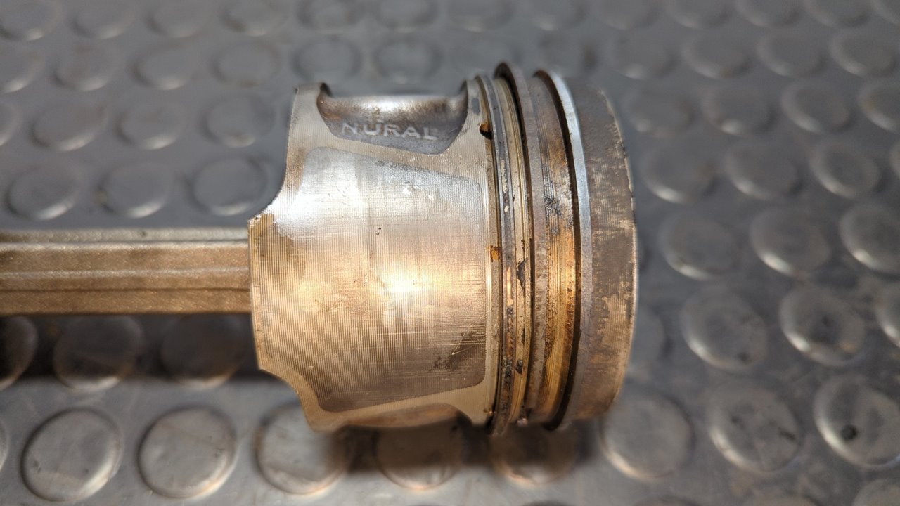 PISTON NISSAN QASHQAI (J10) - vista 2