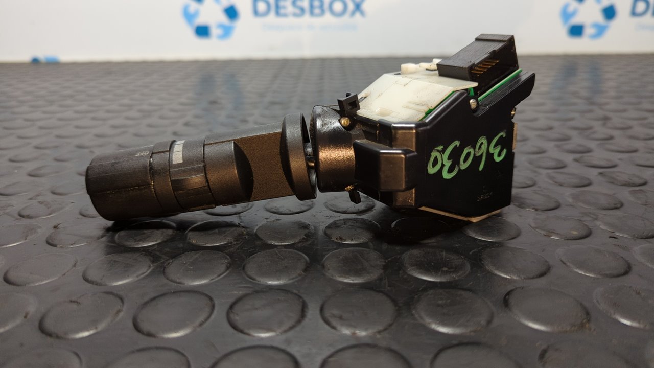 MANDO LIMPIA NISSAN QASHQAI (J10) - vista 2