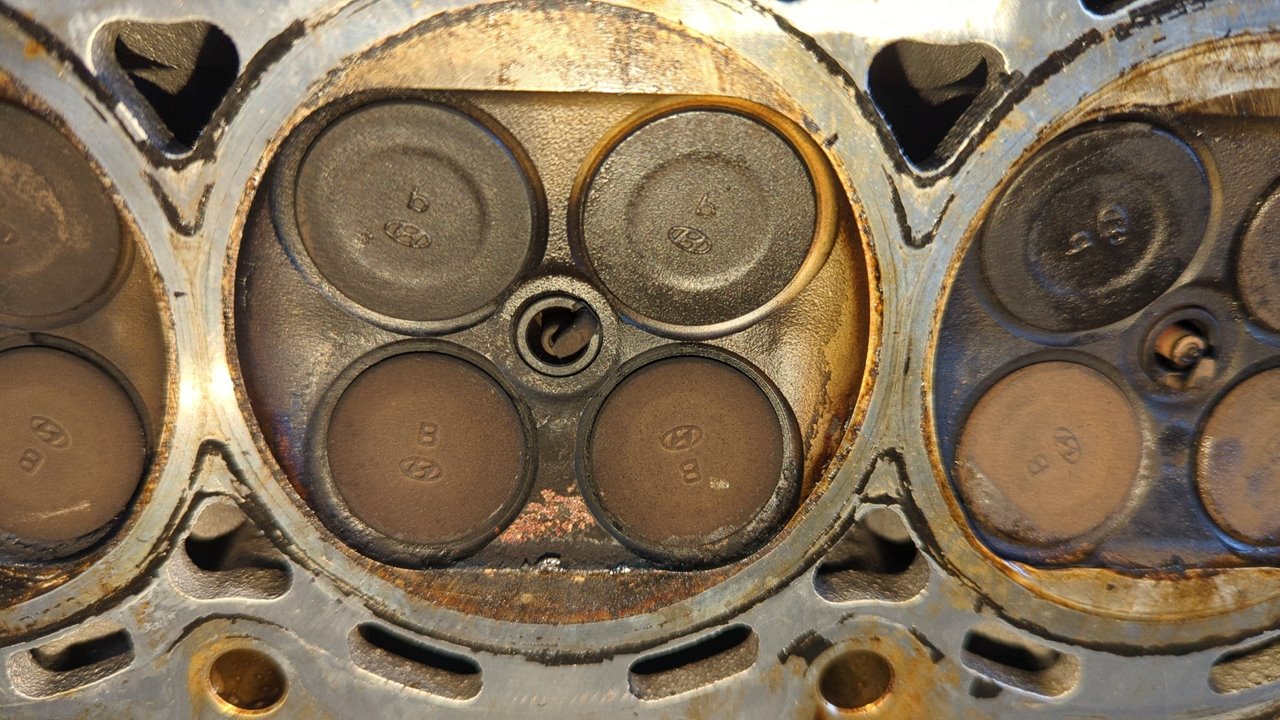 CULATA HYUNDAI I30 (GD) - vista 8