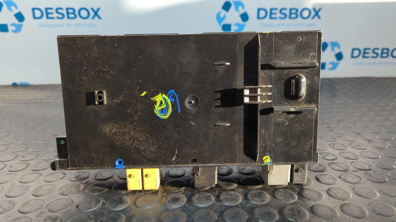 CAJA RELES / FUSIBLES MERCEDES-BENZ CLASE C (W203) BERLINA - vista 13