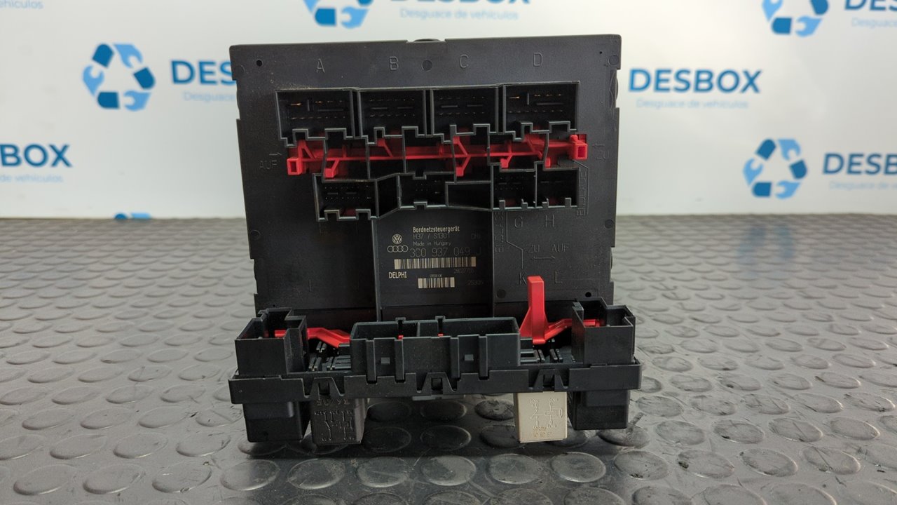 CAJA RELES / FUSIBLES VOLKSWAGEN PASSAT BERLINA (3C2)