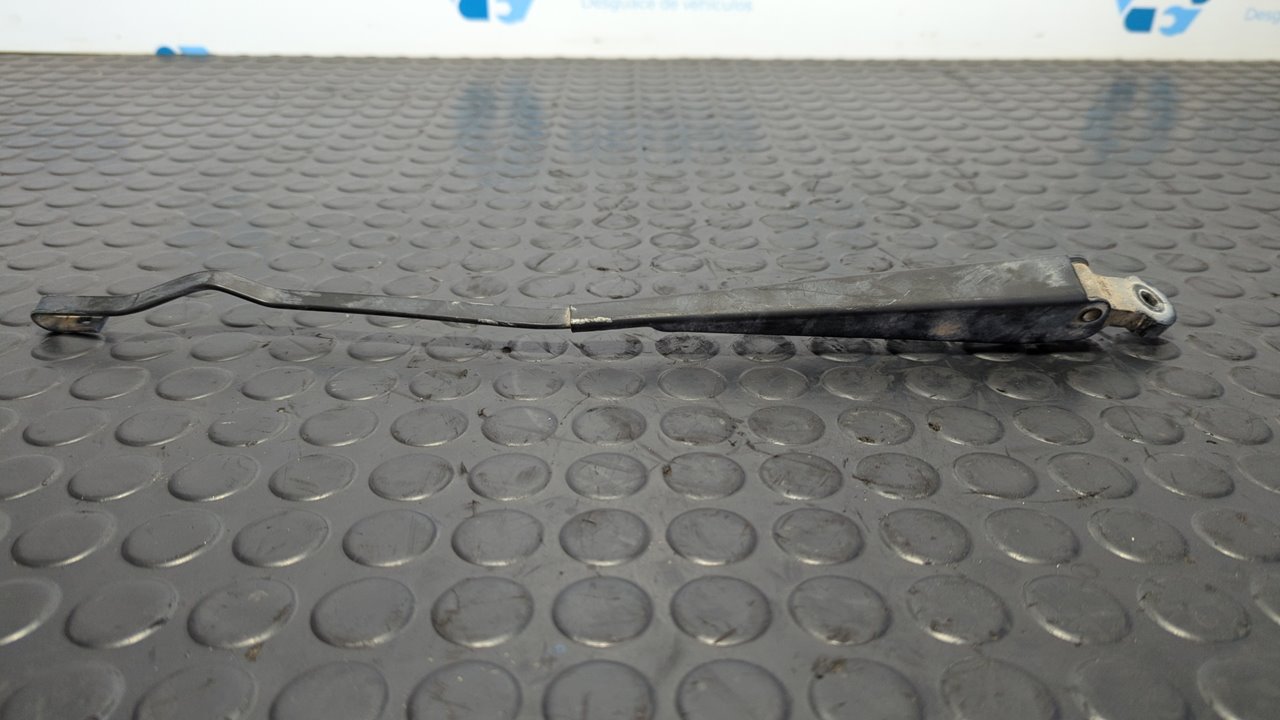 BRAZO LIMPIA TRASERO VOLKSWAGEN CORRADO (509) - vista 5