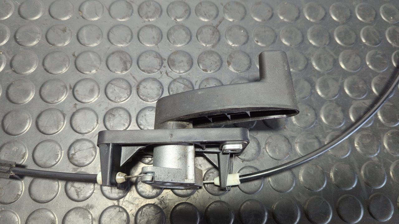 MANETA INTERIOR TRASERA IZQUIERDA PEUGEOT BOXER CAJA CERR. TECHO ELEVADO (BAT.3450)(335)(2007 =>) - vista 3