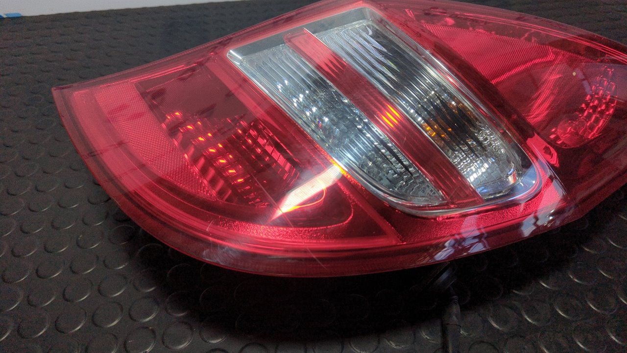 PILOTO TRASERO DERECHO HYUNDAI I30 - vista 9