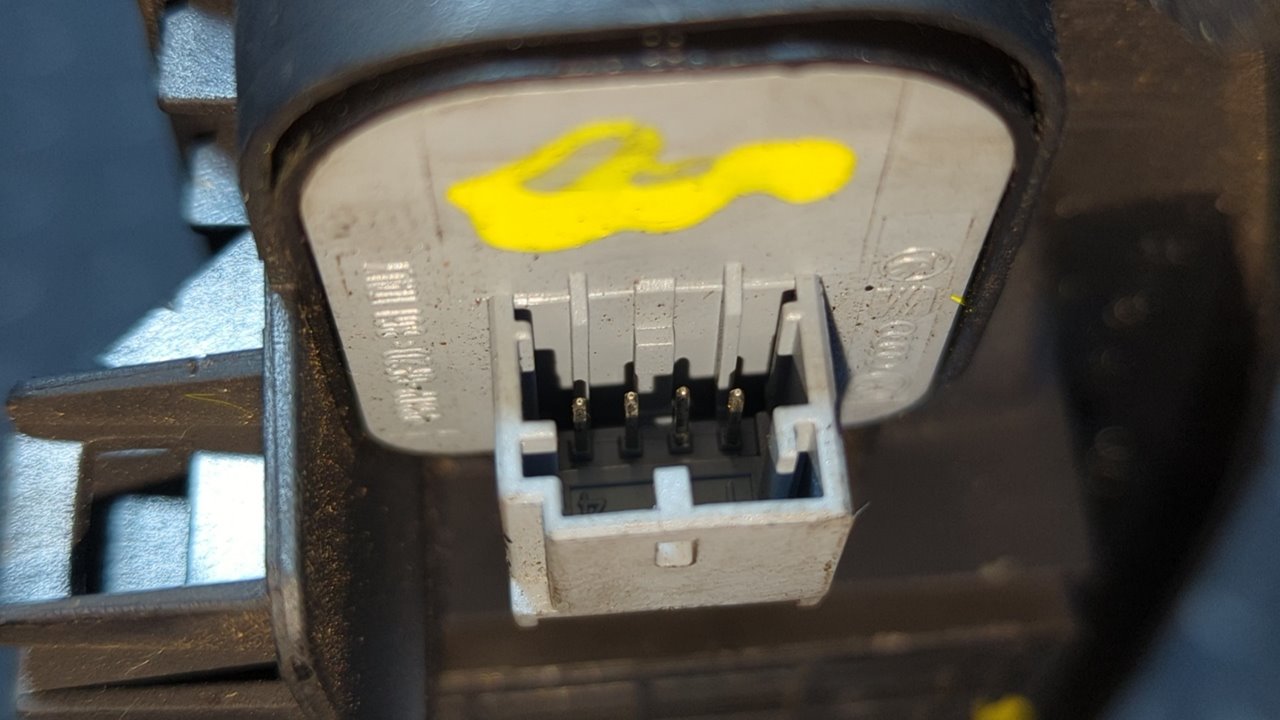 MANDO ELEVALUNAS DELANTERO IZQUIERDO AUDI A4 AVANT (8E) - vista 2