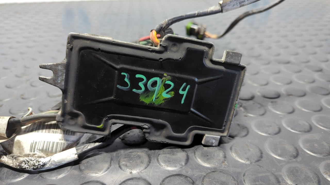 CAJA RELES VENTILADORES LAND ROVER FREELANDER (LN) - vista 4