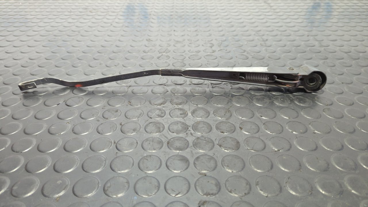 BRAZO LIMPIA TRASERO VOLKSWAGEN CORRADO (509) - vista 3