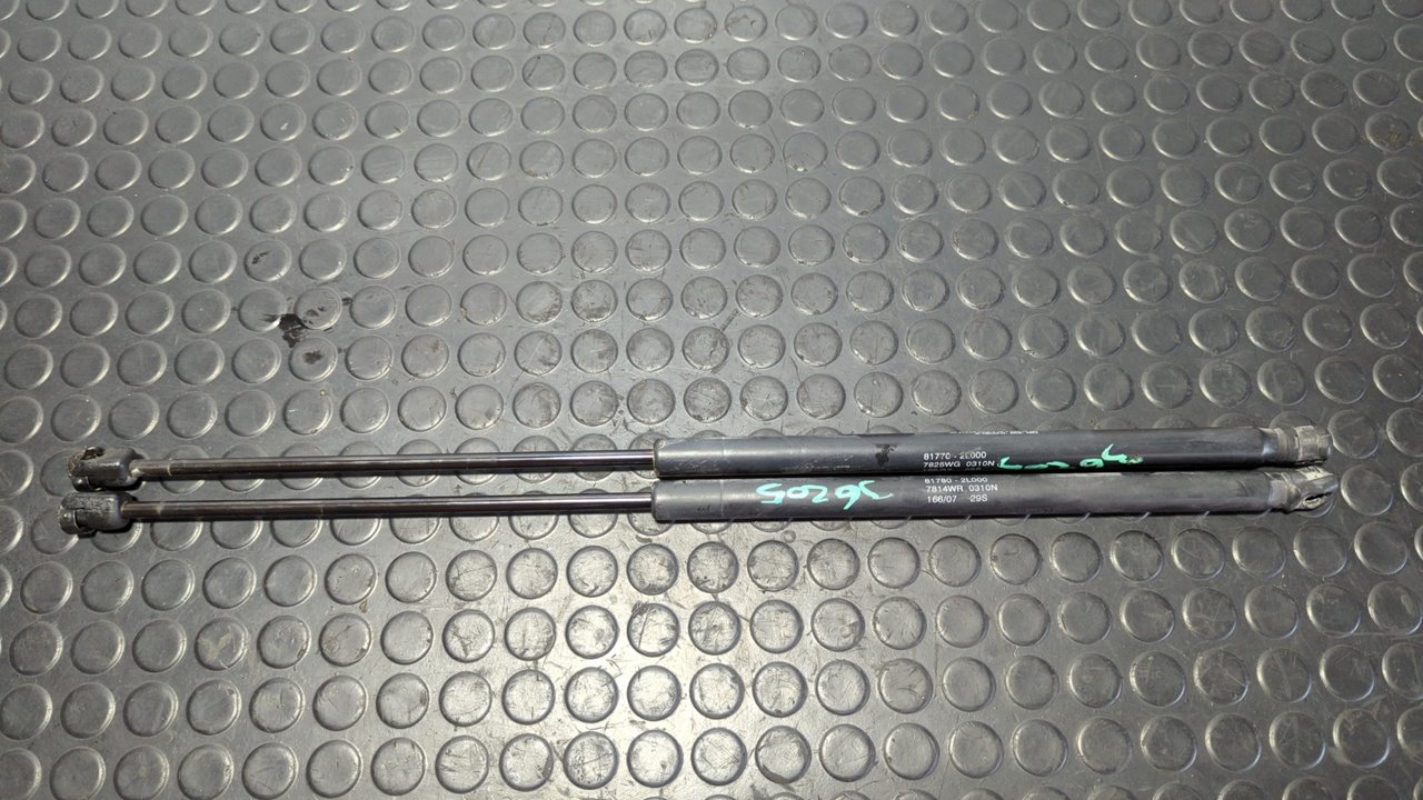 AMORTIGUADORES MALETERO / PORTON HYUNDAI I30