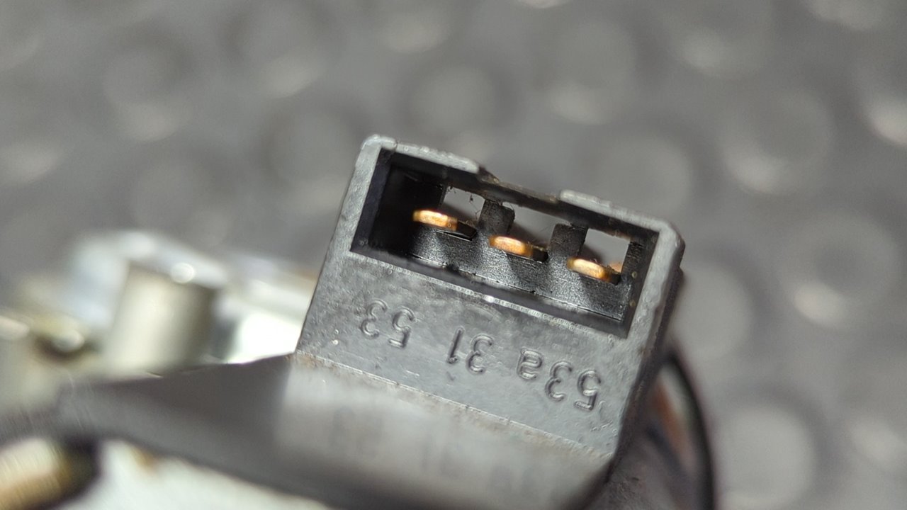 MOTOR LIMPIA TRASERO VOLKSWAGEN CORRADO (509) - vista 2