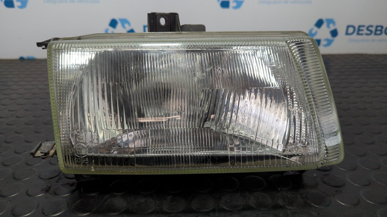 FARO DERECHO VOLKSWAGEN CADDY KA/KB (9K9)