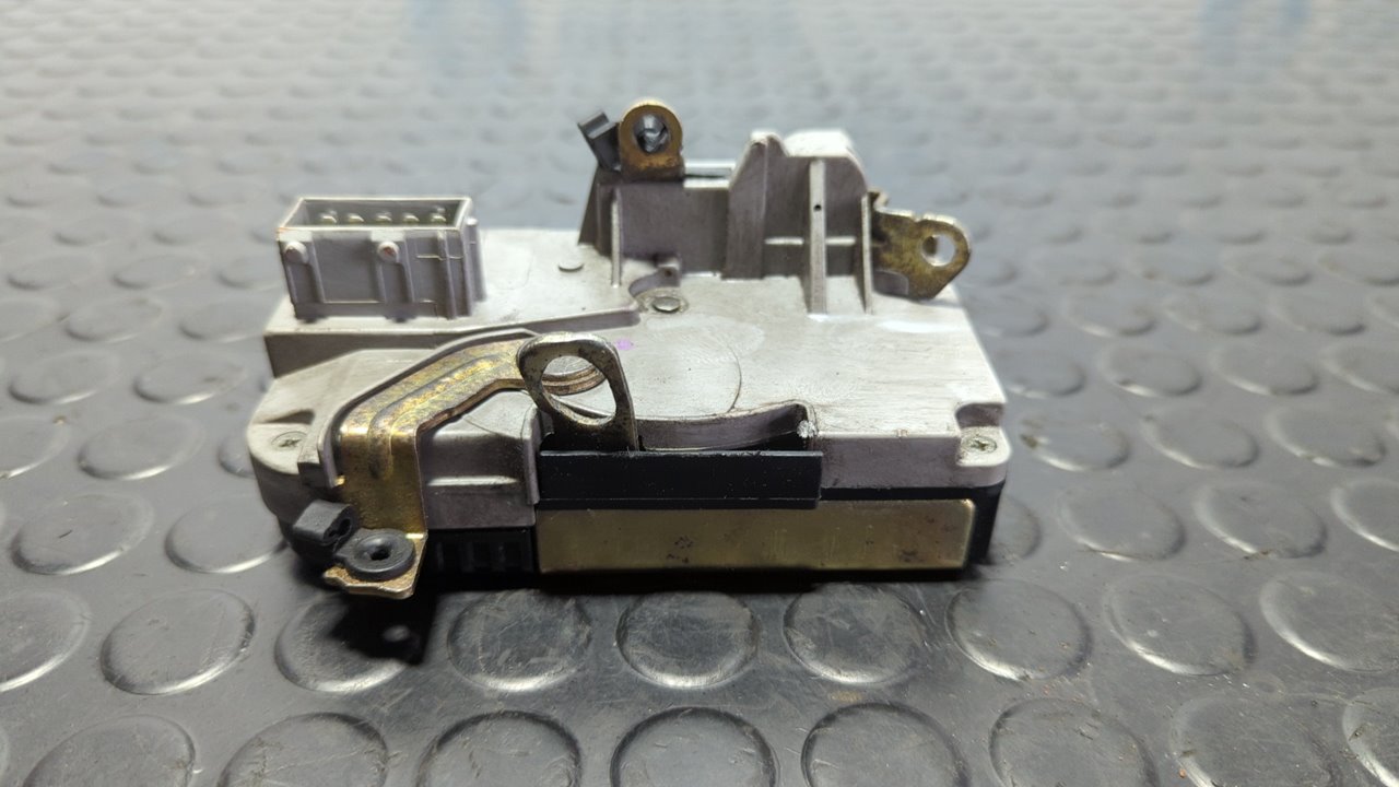 CERRADURA PUERTA DELANTERA DERECHA PEUGEOT 206 BERLINA - vista 3